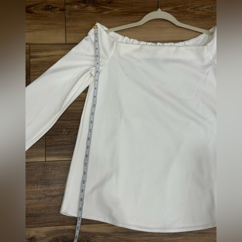 Tuckernuck Miranda Off Shoulder 3/4 Length Top White NWOT XS - Picture 8 of 13